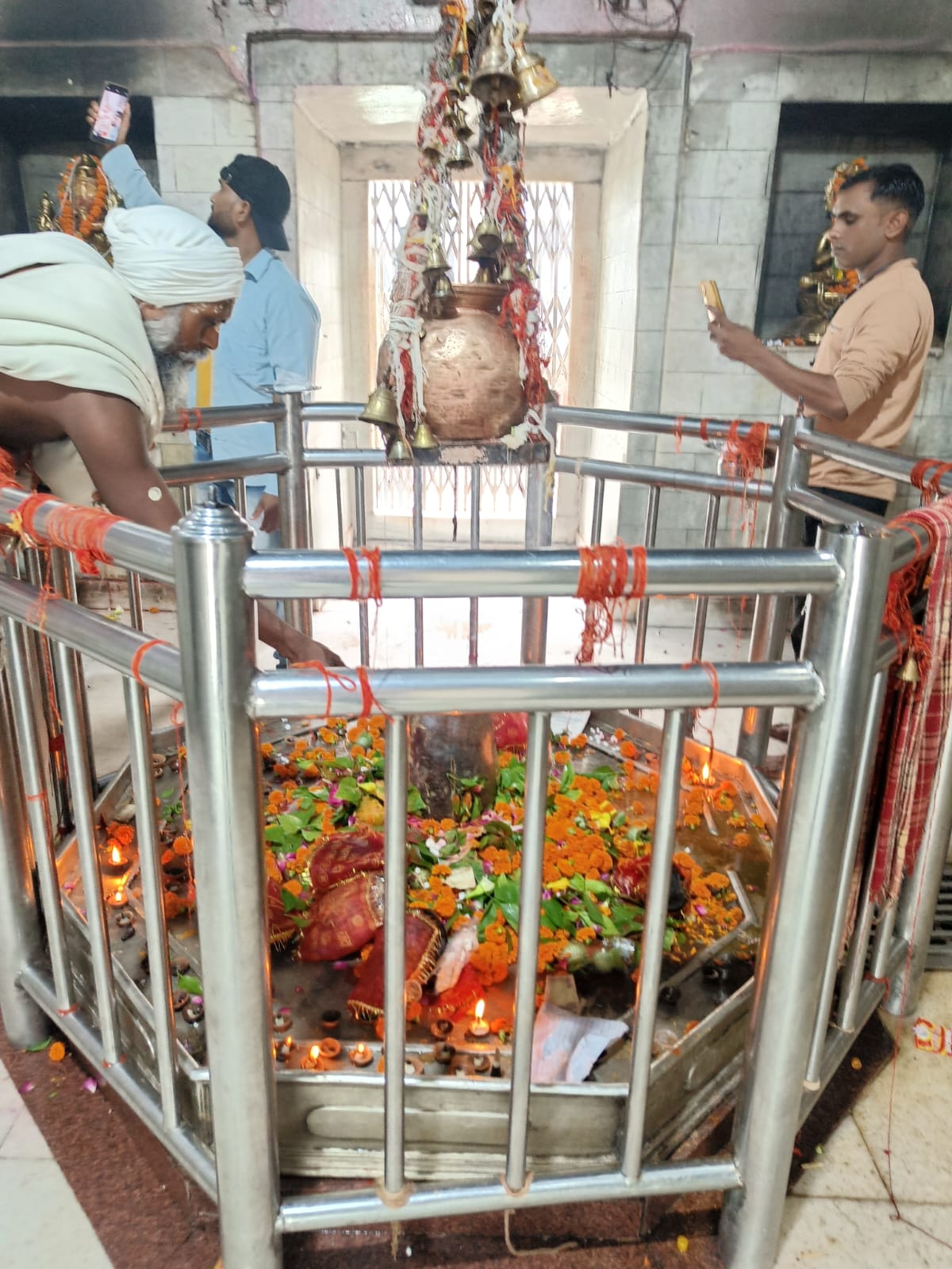 बटेश्वर धाम मंदिर