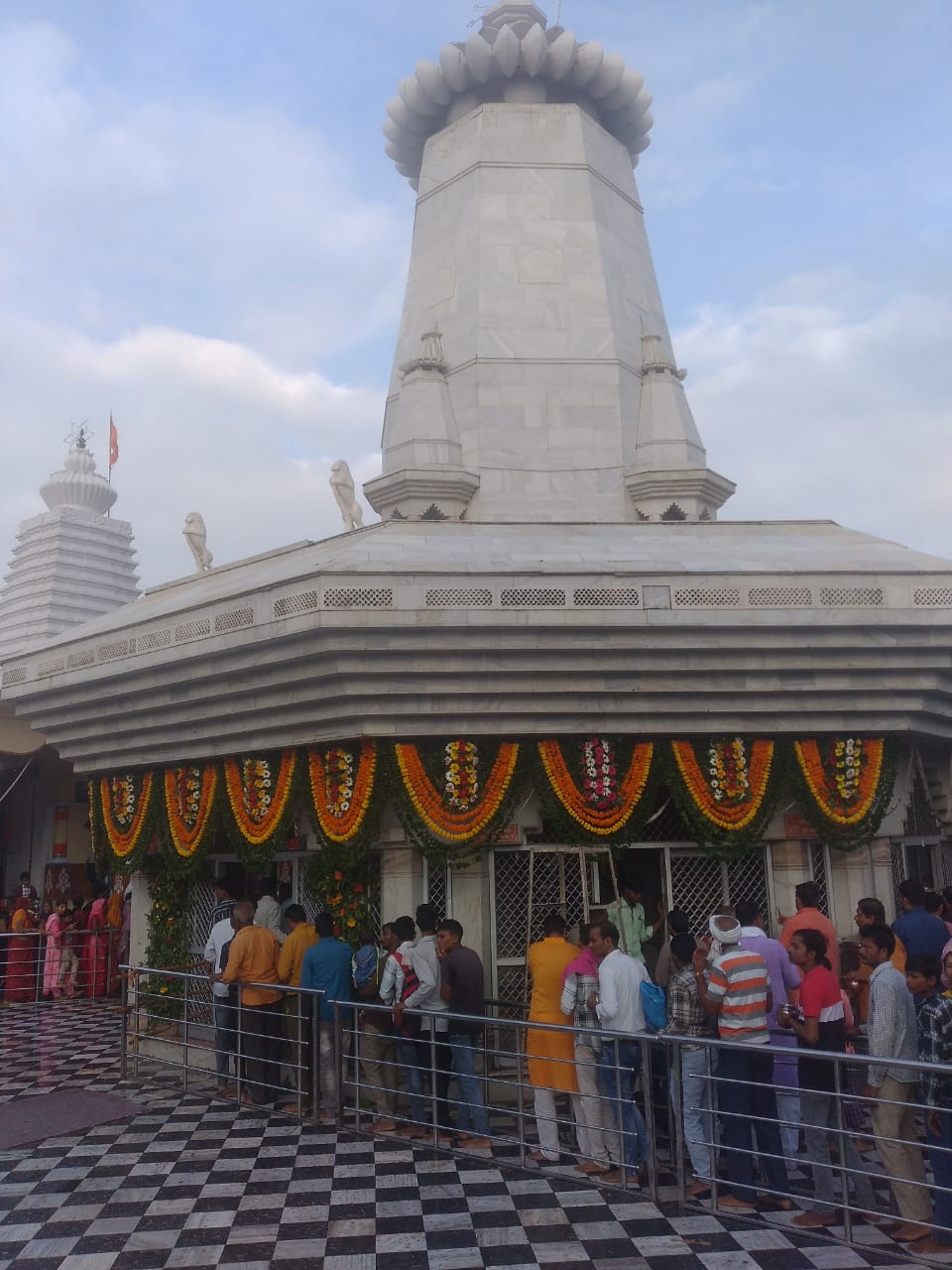 कुण्डेश्वर महादेव मंदिर