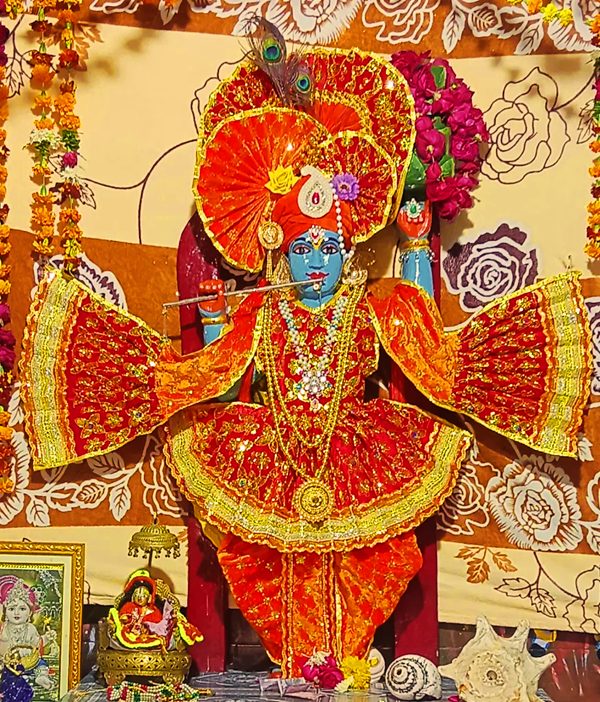 गिरिराज जी का मंदिर