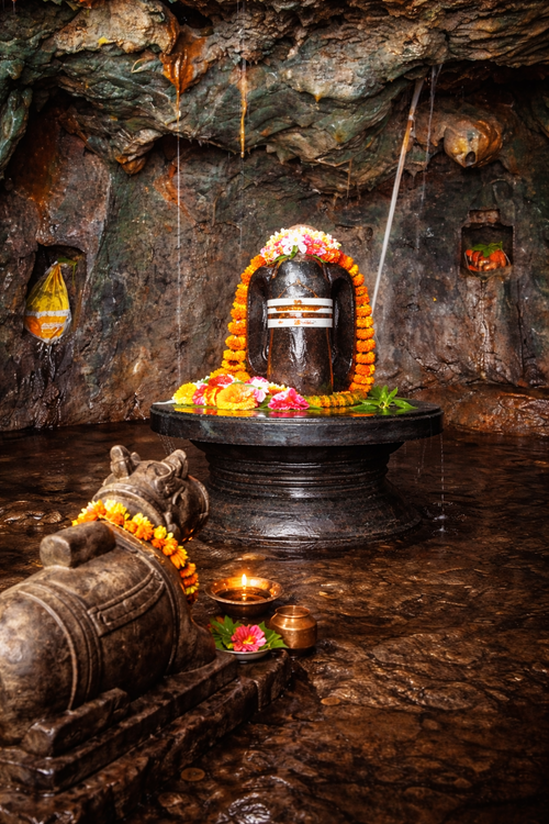 झरिया महादेव मंदिर महेसरा
